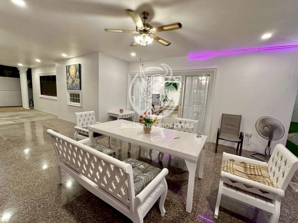 pool-villa-5-bedroom-for-rent-in-jomtien-pattaya-bmh2077