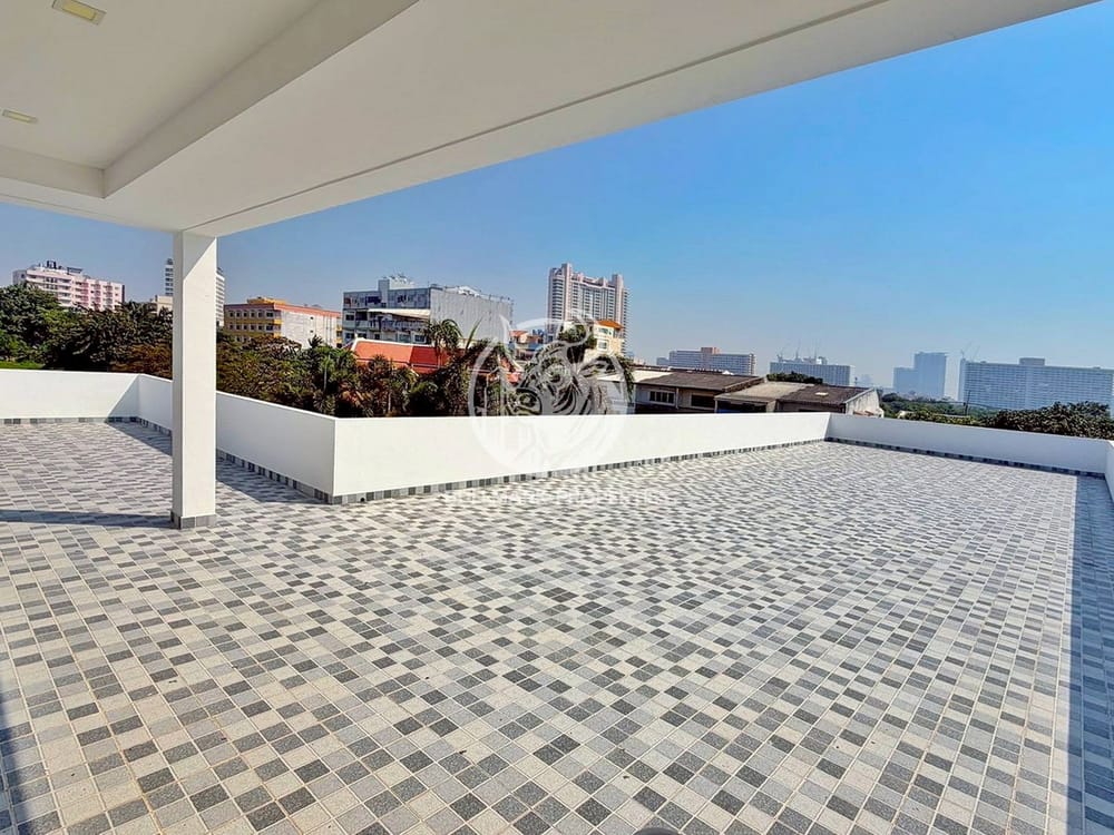 spacious-6-bedroom-pool-villa-for-sale-and-rent-in-pratumnak-pattaya-bmh2079