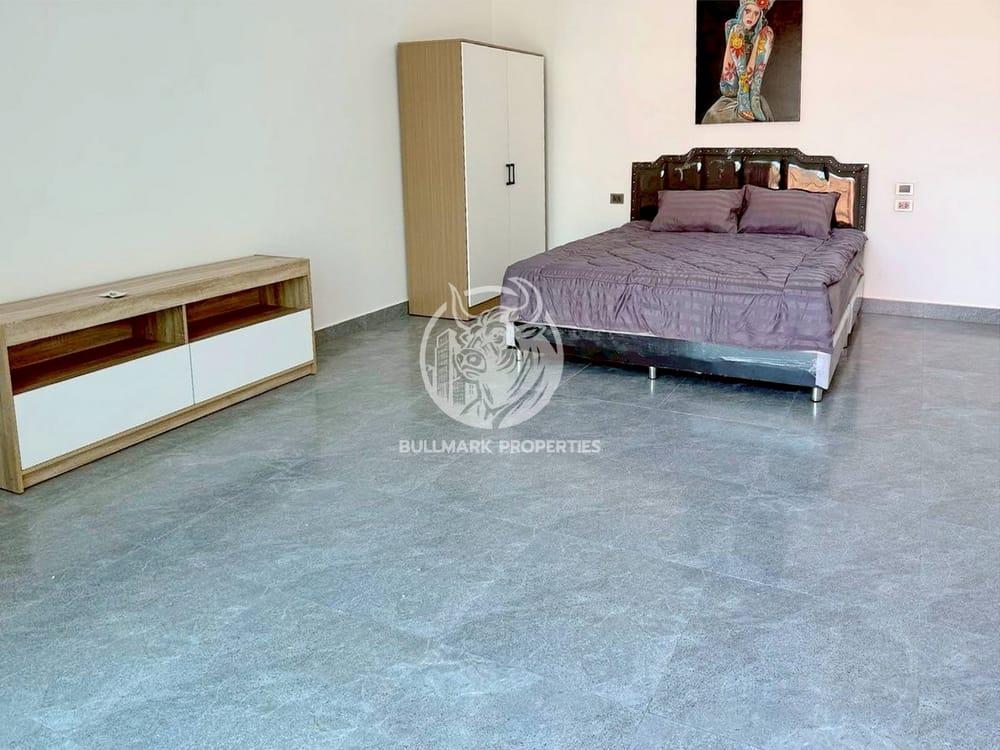 spacious-6-bedroom-pool-villa-for-sale-and-rent-in-pratumnak-pattaya-bmh2079