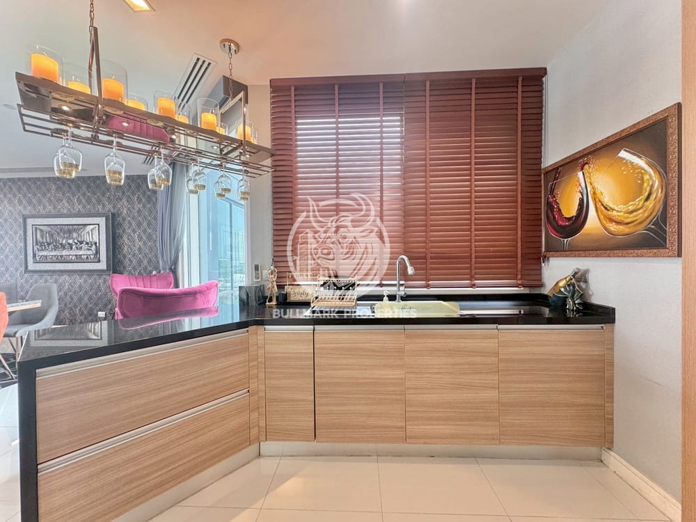 sea-view-3-bedroom-condo-for-sale-and-rent-at-reflection-jomtien-beach-pattaya-bmc2081