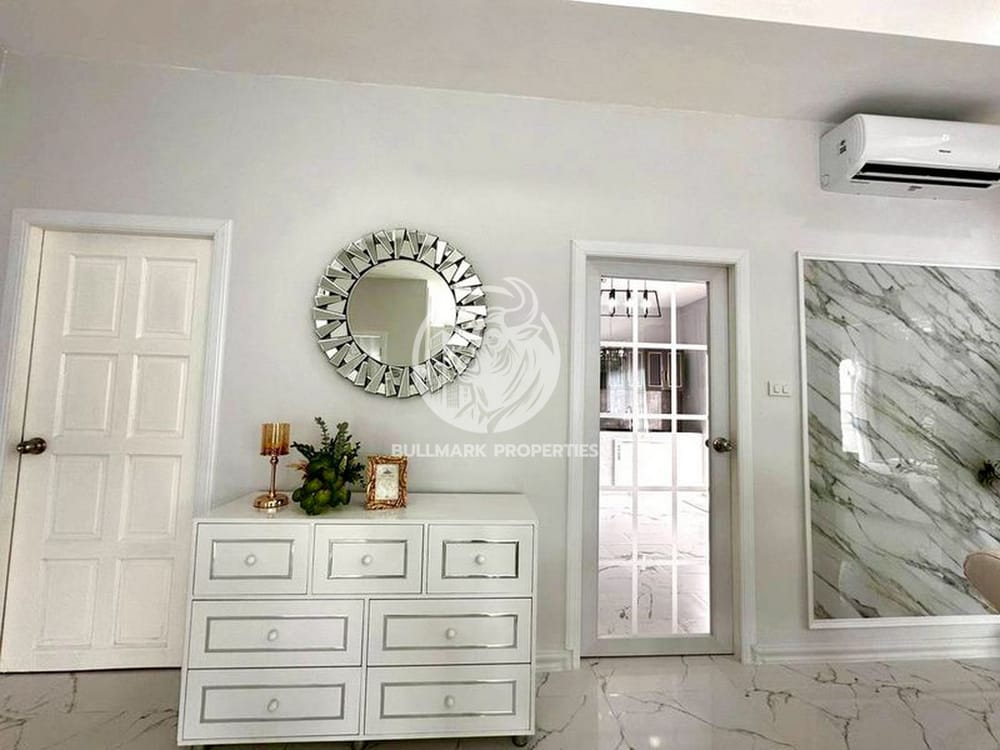 spacious-3-bedroom-house-for-rent-in-raviporn-city-home-village-east-pattaya-bmh2082