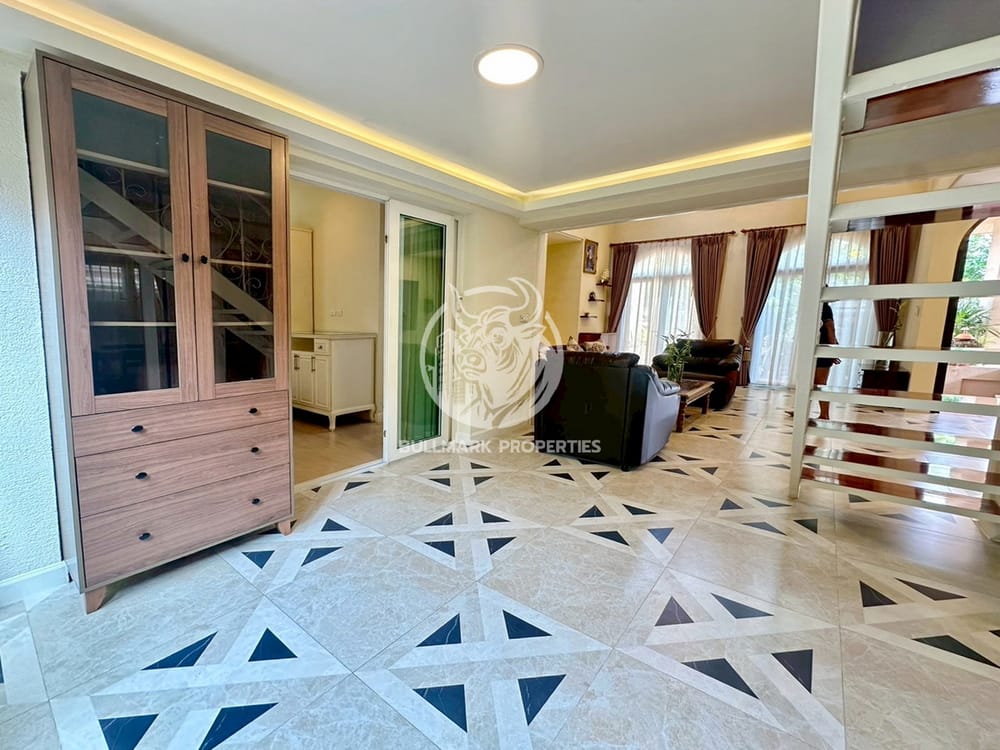 3-bedroom-house-for-rent-in-silk-road-place-east-pattaya-city-view-bmh2068