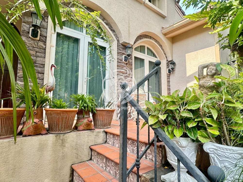 3-bedroom-house-for-rent-in-silk-road-place-east-pattaya-city-view-bmh2068