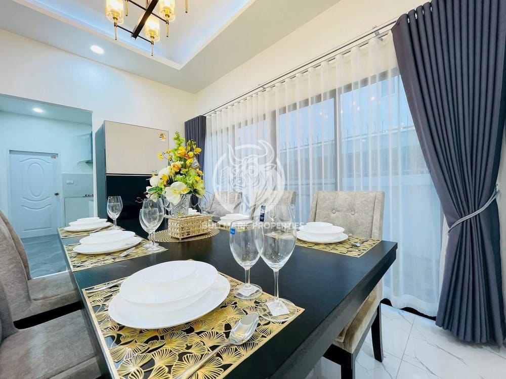 3-bedroom-house-with-city-view-in-east-pattaya-for-sale-bmh2099