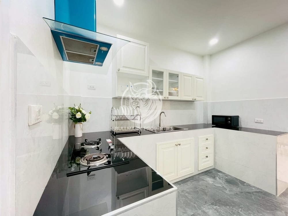 3-bedroom-house-with-city-view-in-east-pattaya-for-sale-bmh2099