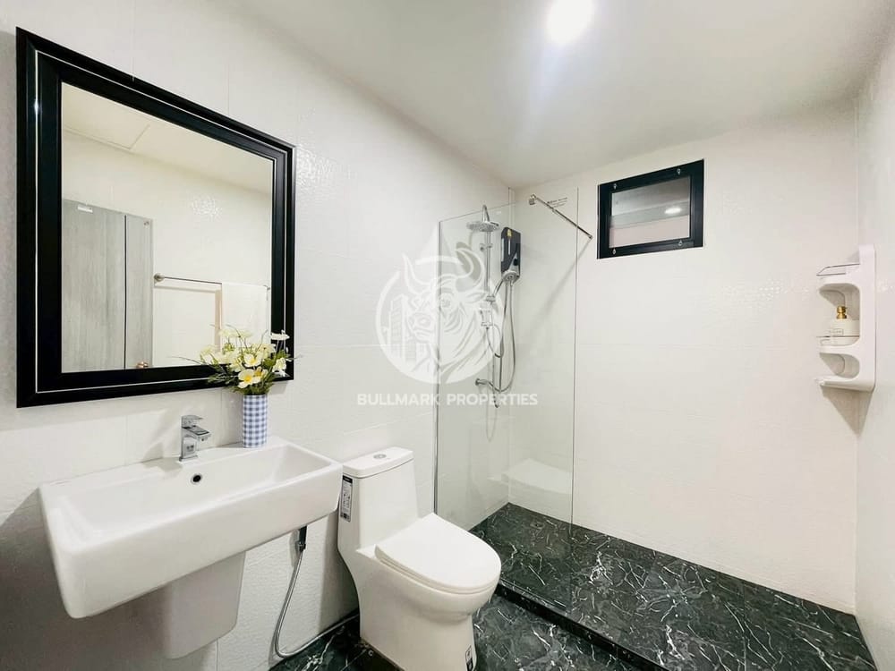 3-bedroom-house-with-city-view-in-east-pattaya-for-sale-bmh2099