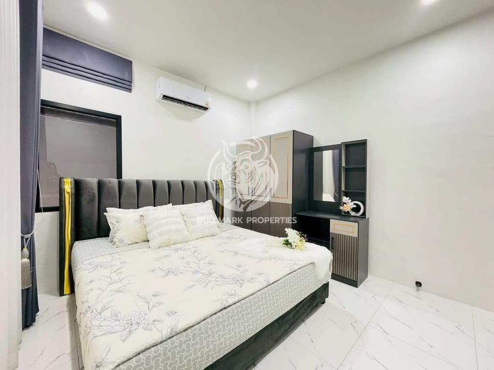 3-bedroom-house-with-city-view-in-east-pattaya-for-sale-bmh2099