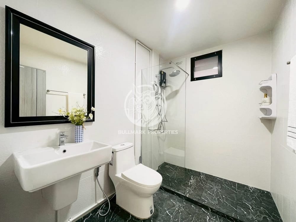 3-bedroom-house-with-city-view-in-east-pattaya-for-sale-bmh2099