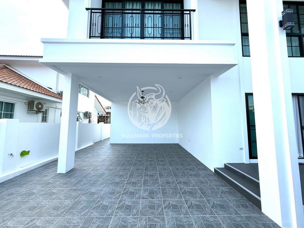 spacious-4-bedroom-house-for-rent-in-east-pattaya-with-city-view-bmh2100