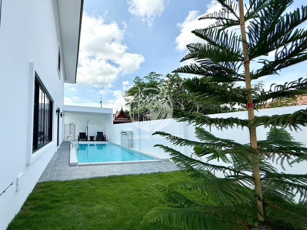 spacious-4-bedroom-house-for-rent-in-east-pattaya-with-city-view-bmh2100