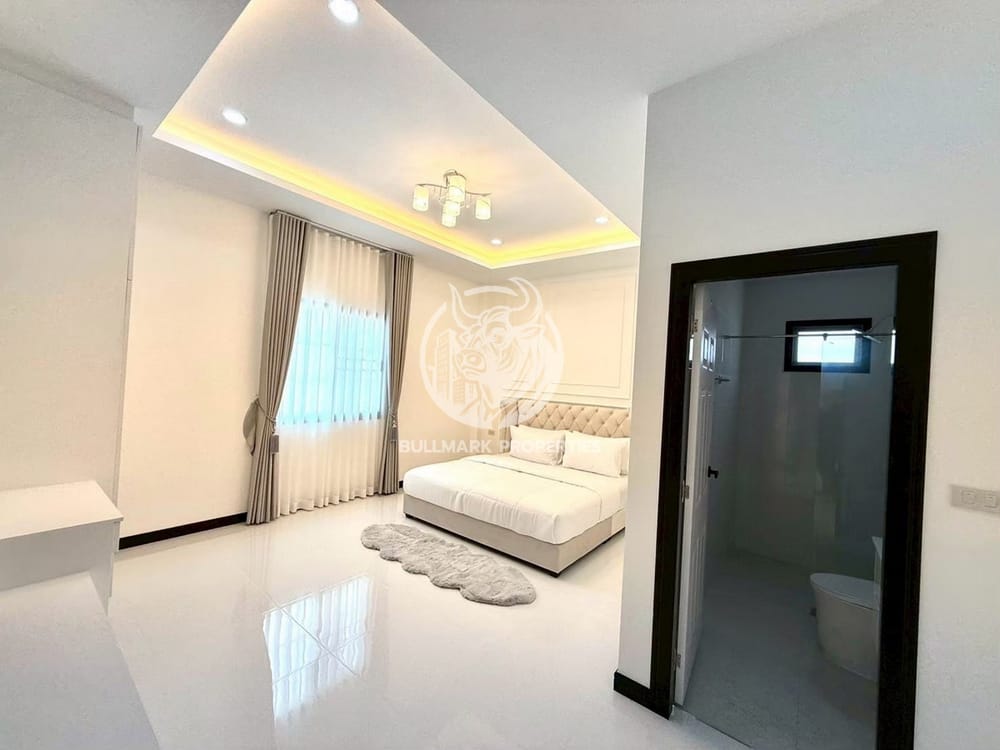 spacious-4-bedroom-house-for-rent-in-east-pattaya-with-city-view-bmh2100