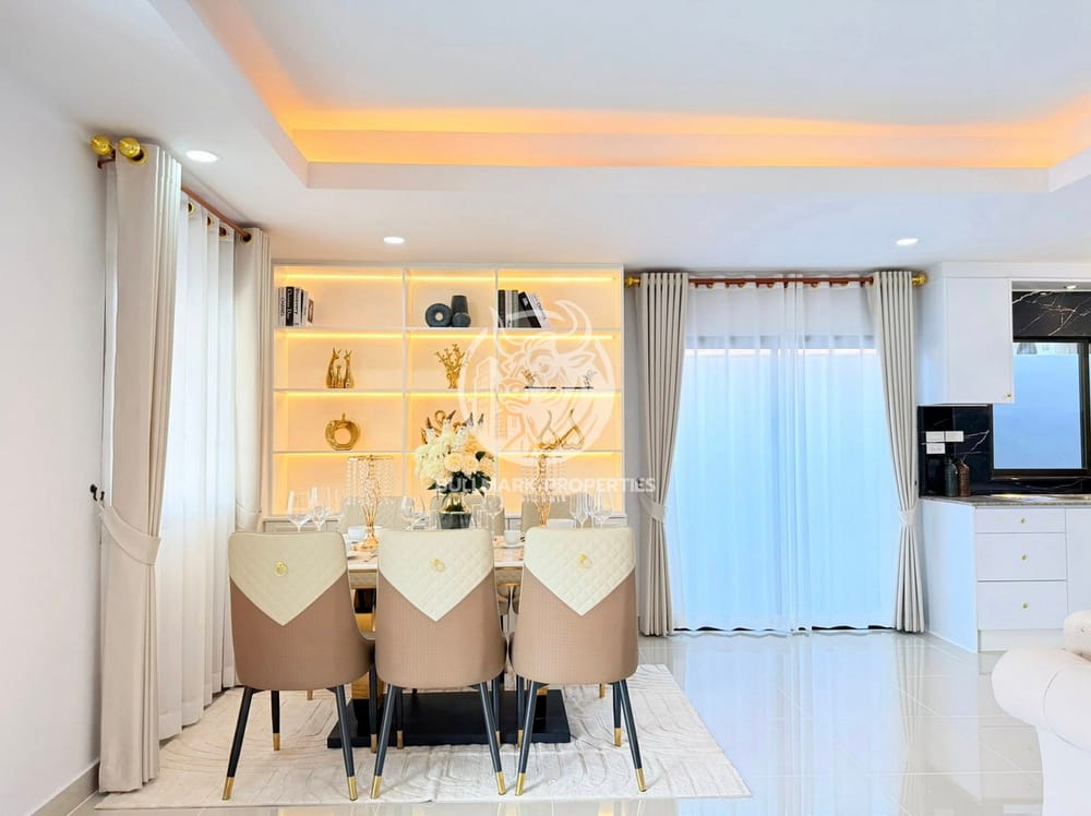 spacious-3-bedroom-house-with-city-view-in-na-kluea-pattaya-for-sale-bmh2101
