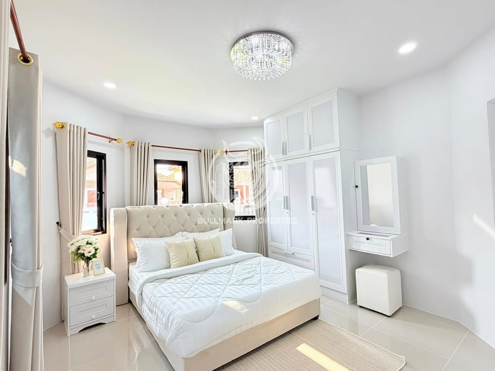spacious-3-bedroom-house-with-city-view-in-na-kluea-pattaya-for-sale-bmh2101