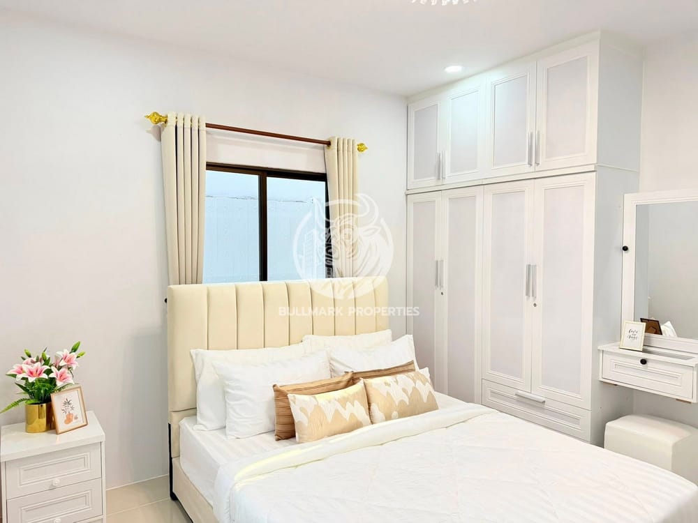 spacious-3-bedroom-house-with-city-view-in-na-kluea-pattaya-for-sale-bmh2101