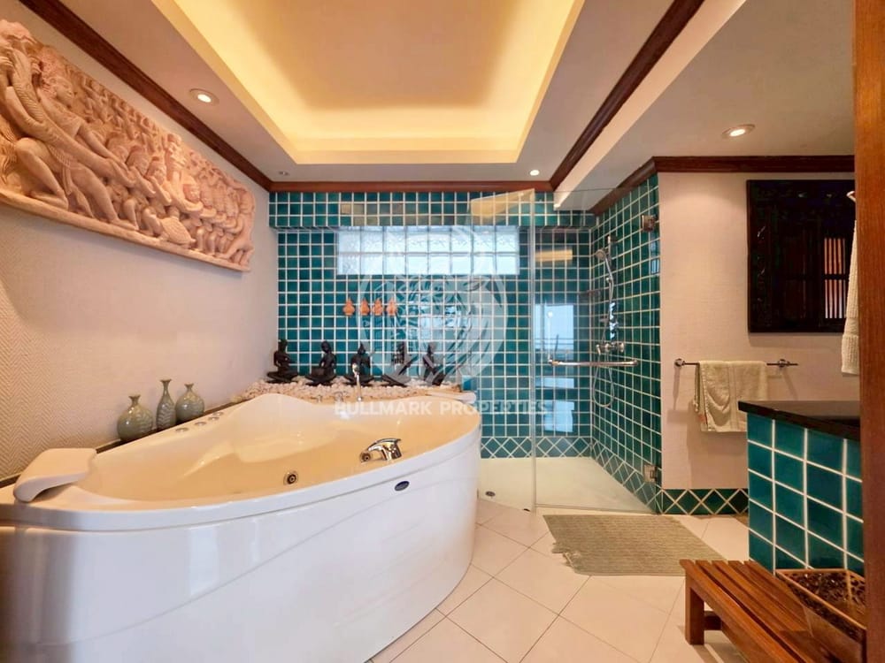 hot-deal-rare-2-bedroom-sea-view-condo-for-sale-at-star-beach-condotel-bmc2104