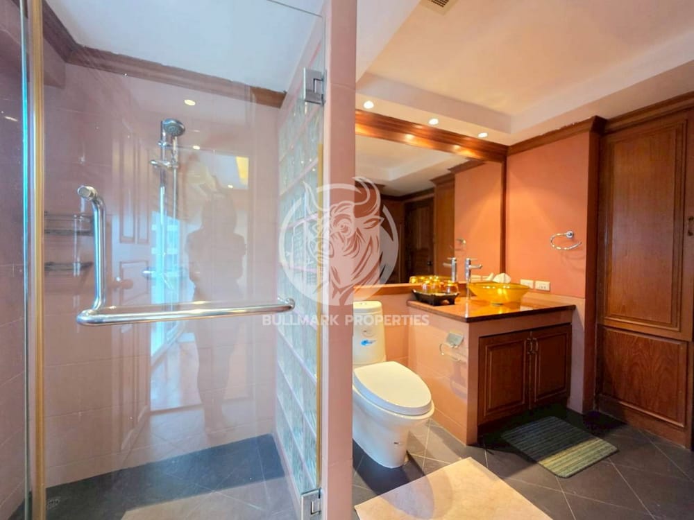 hot-deal-rare-2-bedroom-sea-view-condo-for-sale-at-star-beach-condotel-bmc2104
