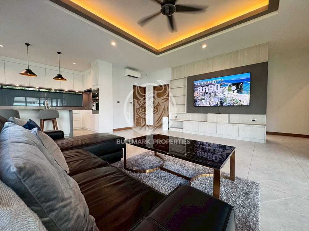 pet-friendly-3-bedroom-pool-villa-for-rent-at-baan-pattaya-6-huay-yai-bmh2105