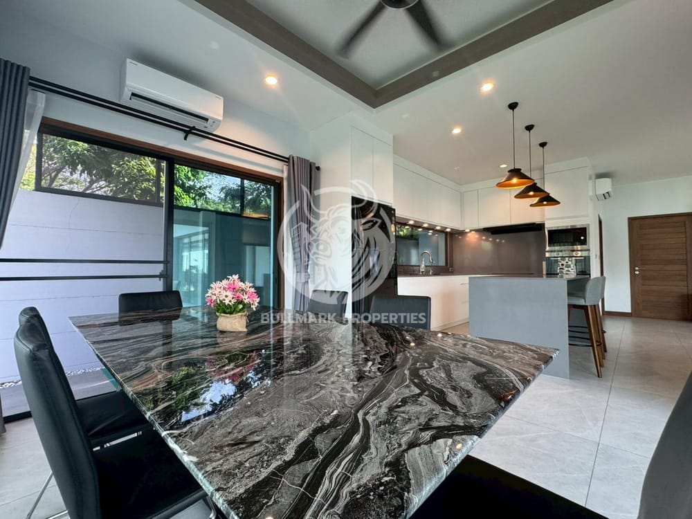 pet-friendly-3-bedroom-pool-villa-for-rent-at-baan-pattaya-6-huay-yai-bmh2105