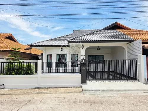 spacious-3-bedroom-house-for-sale-at-raviporn-city-home-village-east-pattaya-bmh2107