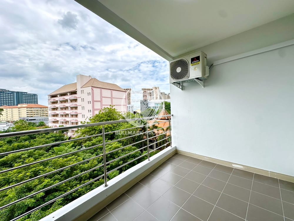 2-bedroom-condo-for-rent-in-wongamat-privacy-wongamat-beach-pattaya-air-conditioned-bmc2115
