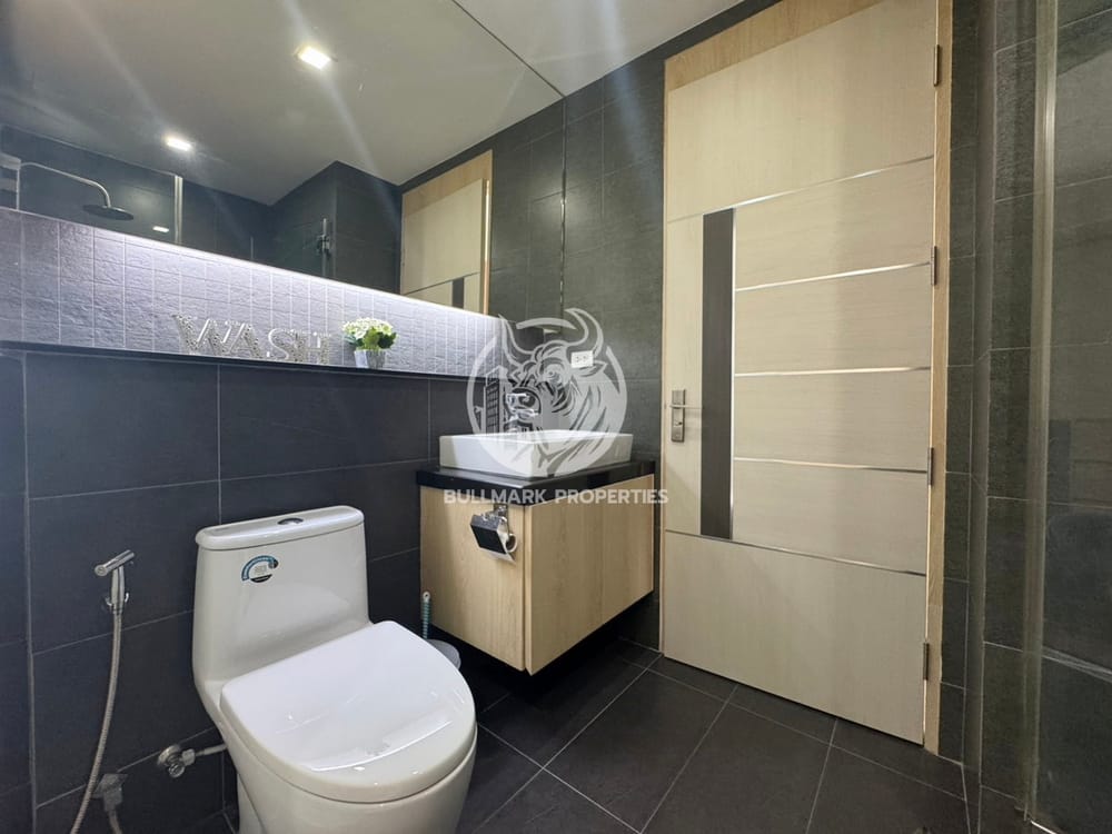 1-bedroom-condo-for-rent-in-apus-condominium-pattaya-with-air-conditioning-bmc2118