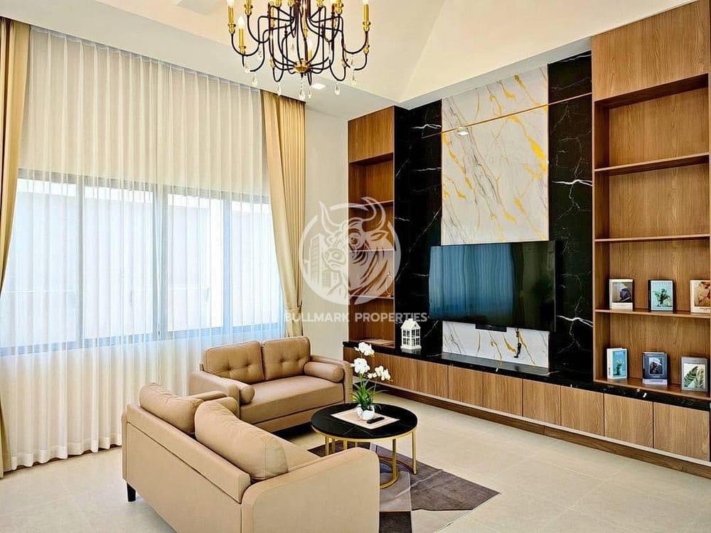 3-bedroom-house-for-sale-in-east-pattaya-with-air-conditioning-bmh2119