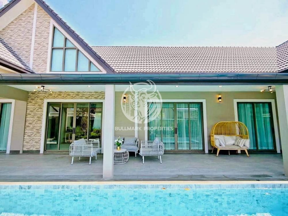 spacious-4-bedroom-house-for-sale-in-east-pattaya-with-air-conditioning-bmh2120