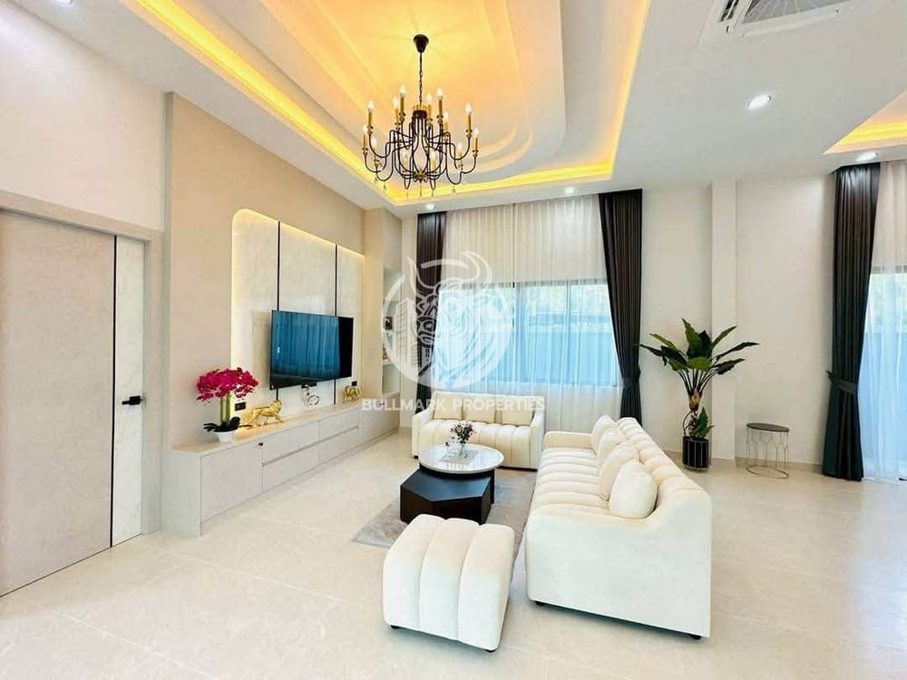 spacious-4-bedroom-house-for-sale-in-east-pattaya-with-air-conditioning-bmh2120