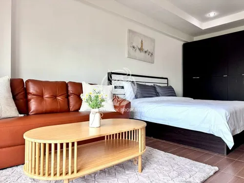 modern-studio-for-rent-in-niran-condominium-pattaya-city-with-city-view-and-air-conditioning-bmc1222