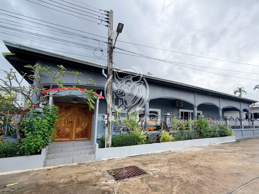 4-bedroom-pet-friendly-house-for-sale-and-rent-in-pornthep-garden-ville-east-pattaya-bmh2138
