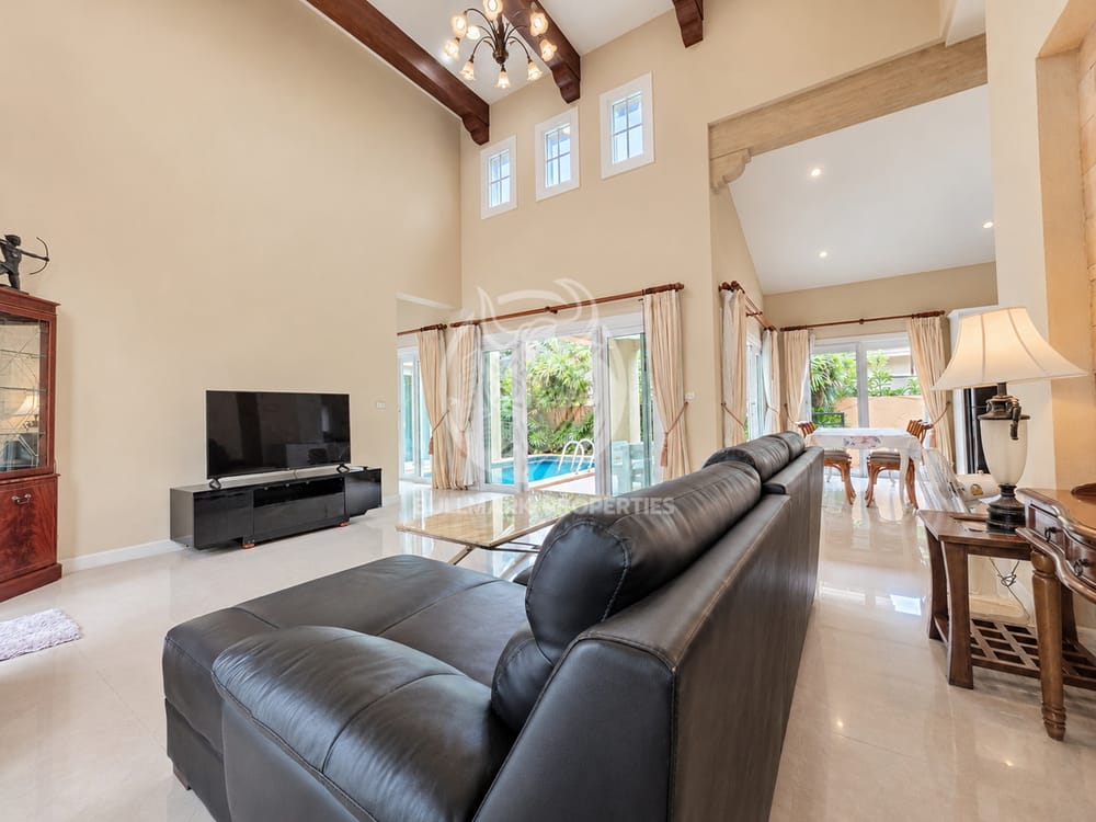 modern-3-bedroom-pool-villa-for-rent-at-silk-road-place-chaiyapruk-2-bmh2139