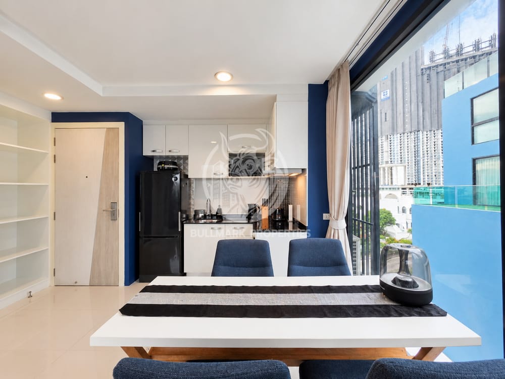 1-bedroom-with-pool-view-for-sale-at-acqua-condominium-jomtien-bmc2140