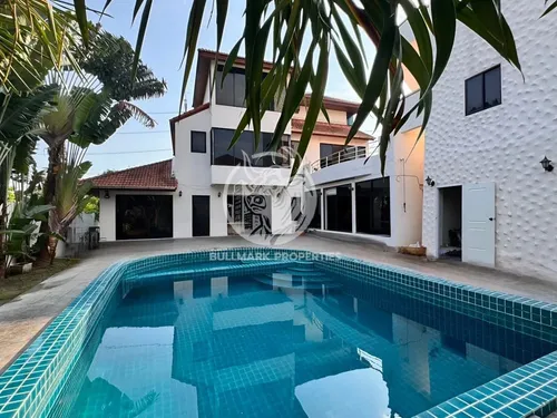 exquisite-private-pool-villas-6-bedrooms-for-rent-bmh1219