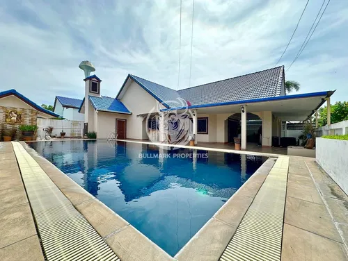 3-bedroom-house-for-rent-in-natheekarn-park-view-east-pattaya-bmh1236