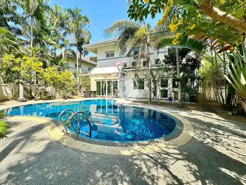 pet-friendly-3-bedroom-house-for-rent-in-the-meadows-east-pattaya-bmh1301