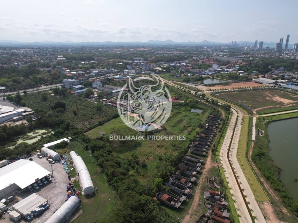 prime-land-for-sale-in-south-pattaya-17000000-bath-per-rai-great-location-near-public-transportation-bml1527