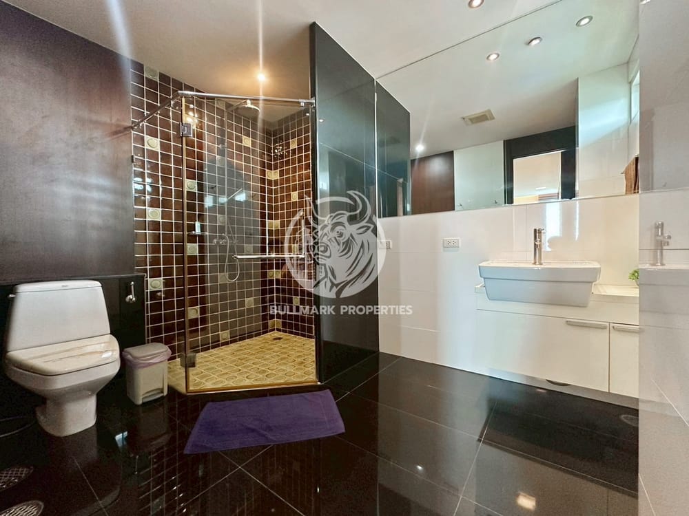 2-bedroom-beachfront-condo-for-rent-at-ananya-condominium-pattaya-bmc1526
