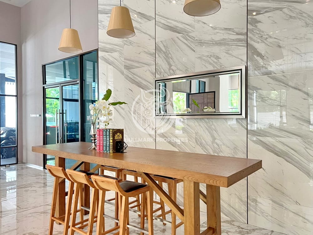 stunning-1-bedroom-beachfront-condo-for-sale-at-aeras-in-jomtien-pattaya-bmc1528