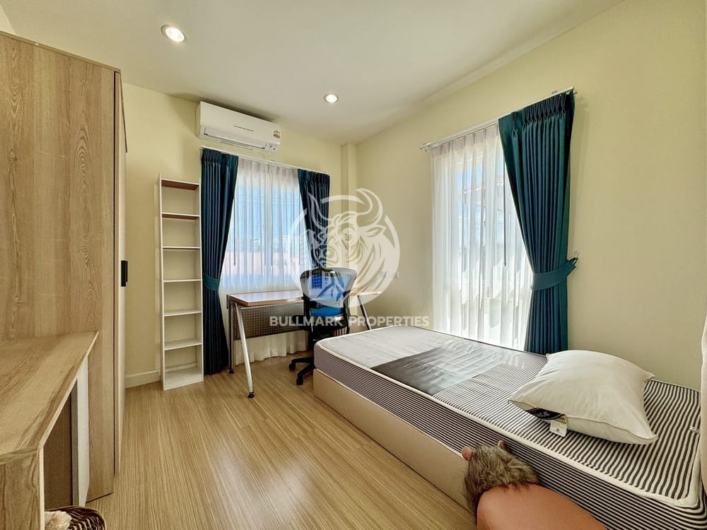 3-bedrooms-house-for-rent-at-the-pattalet-east-pattaya-bmh1532