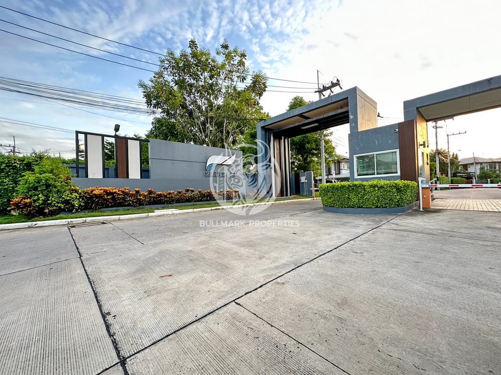 3-bedrooms-house-for-rent-at-the-pattalet-east-pattaya-bmh1532