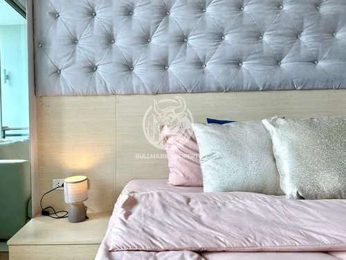 stylish-1-bedroom-condo-for-rent-at-the-riviera-wongamat-beach-with-city-views-bmc1535