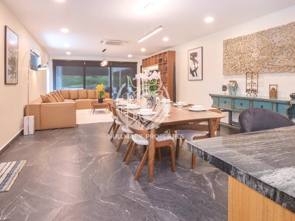 stunning-4-bedroom-pool-villa-for-sale-in-east-pattaya-bmh1547