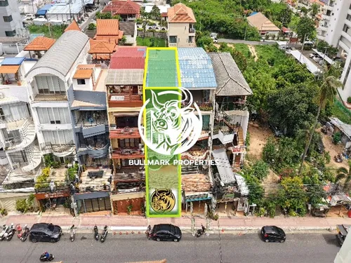 spacious-6-bedroom-commercial-property-for-sale-in-pratumnak-pattaya-bmb1559