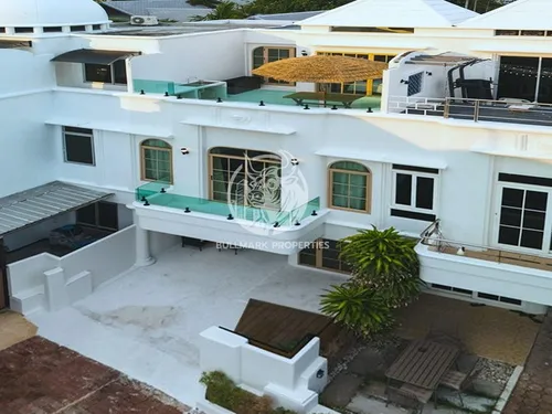 exclusive-place-house-3-bedroom-house-for-rent-with-city-views-near-wongamat-beach-pattaya-bmh1592