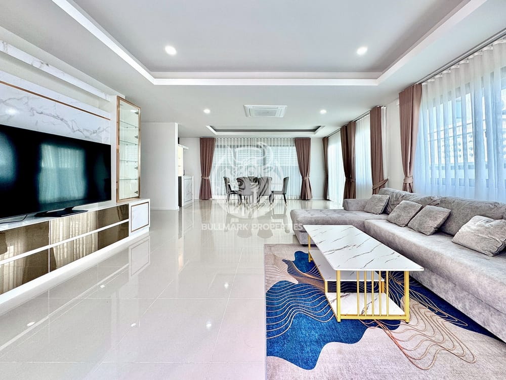 charming-3-bedroom-house-for-rent-at-the-palm-parco-easy-access-to-public-transportation-bmh1603