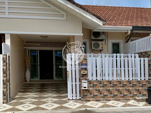 chokchai-village-7-charming-2-bedroom-house-for-sale-in-east-pattaya-bmh1609