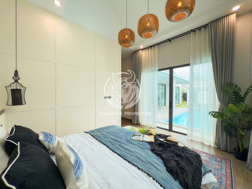 charming-3-bedroom-pool-villa-for-sale-pet-friendly-and-close-to-public-transportation-bmh1665
