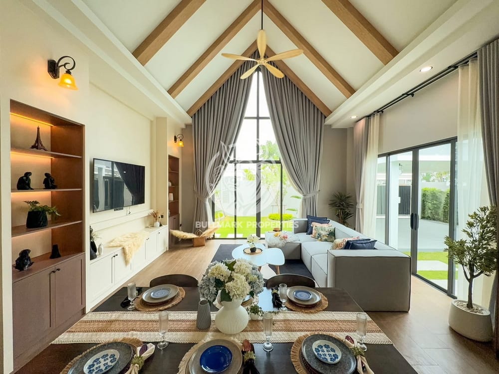 charming-3-bedroom-pool-villa-for-sale-pet-friendly-and-close-to-public-transportation-bmh1665