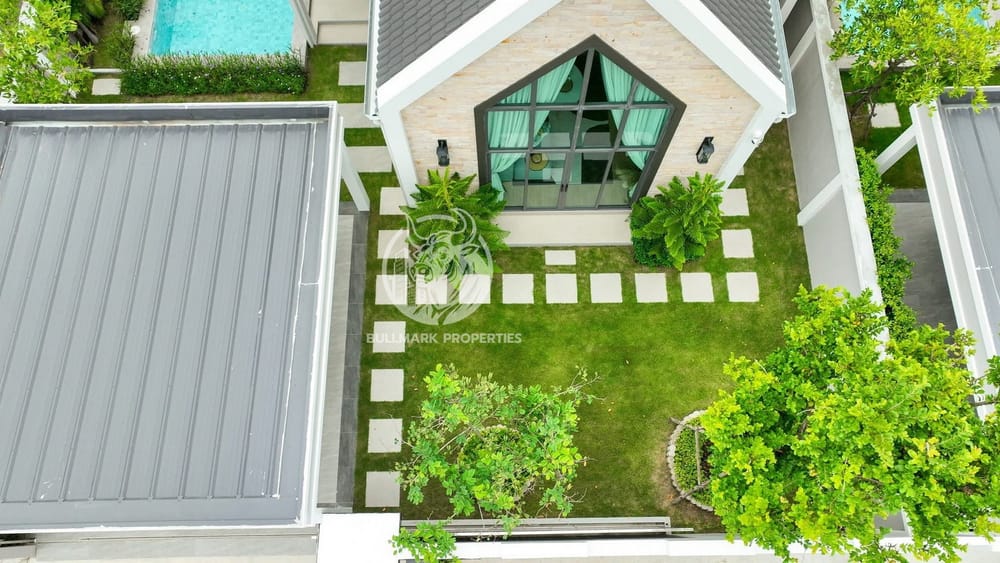 charming-3-bedroom-pool-villa-for-sale-pet-friendly-and-close-to-public-transportation-bmh1665