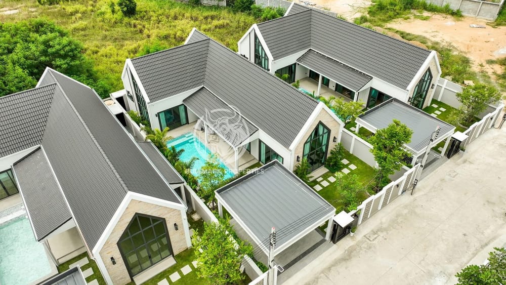 charming-3-bedroom-pool-villa-for-sale-pet-friendly-and-close-to-public-transportation-bmh1665